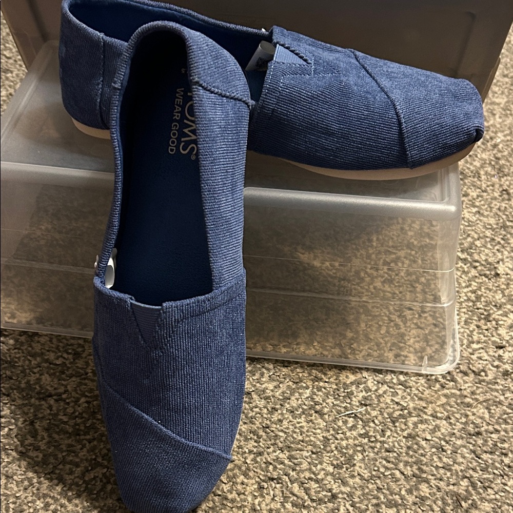 Tom’s Slip-On Shoes